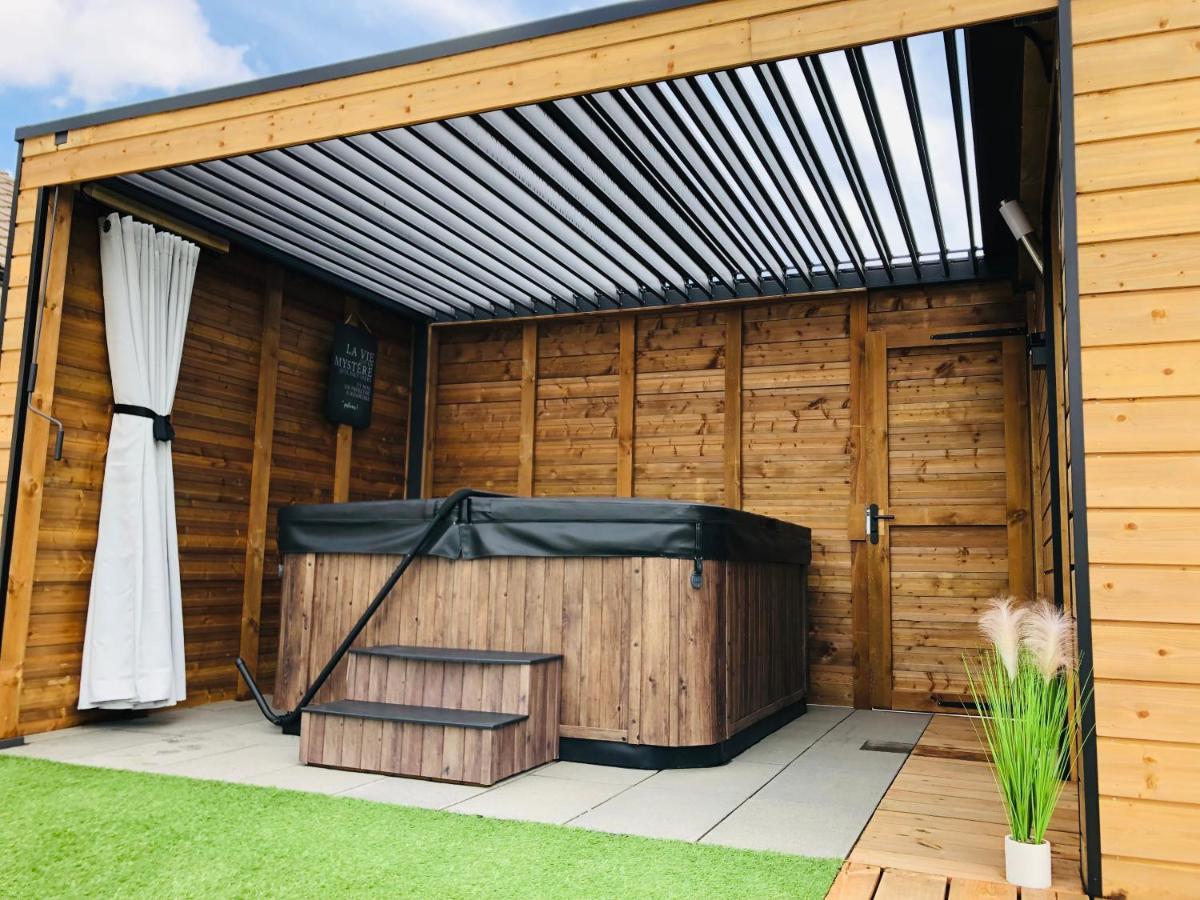 Mini Love Room Jacuzzi Privatif Urimenil Eksteriør bilde